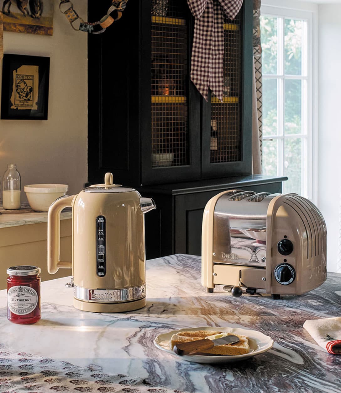 Gifts under £200