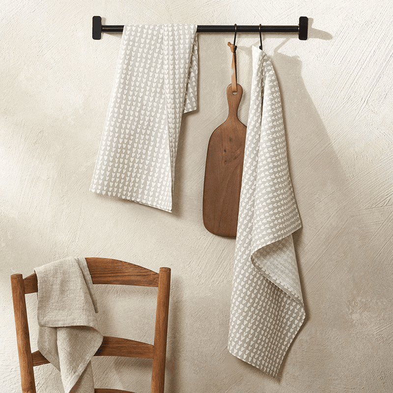 Ditsy Set of 2 Heart Tea Towels, White/Grey
