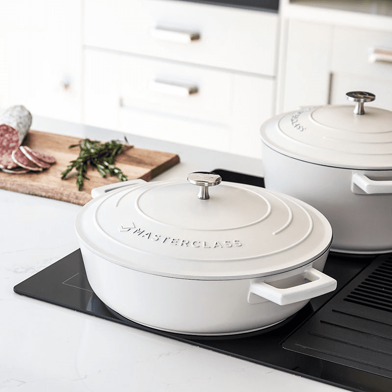 Shallow Casserole Dish, Cream