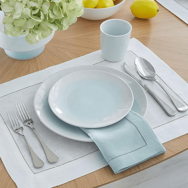 Festival Set of 4 Dinner Napkins, Poolside