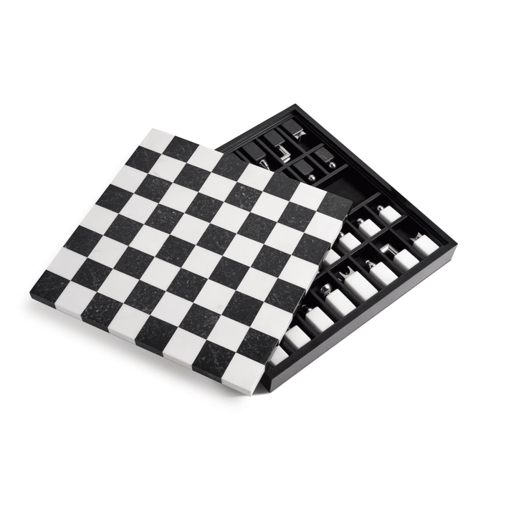 Games Chess set, Black & White