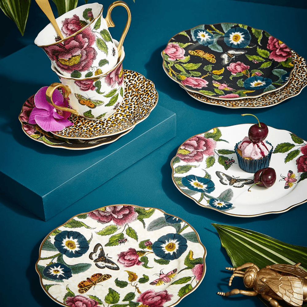 Creatures of Curiosity Set of 4 Cake Plates, Multi