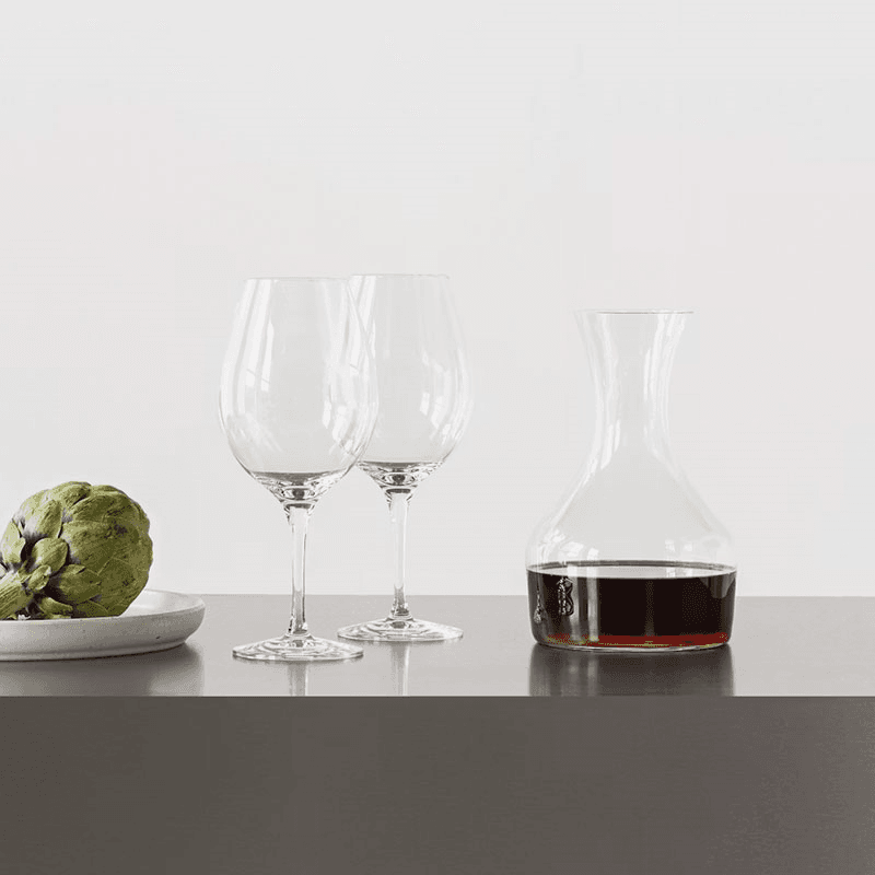 More Set of 2 Wine Glasses