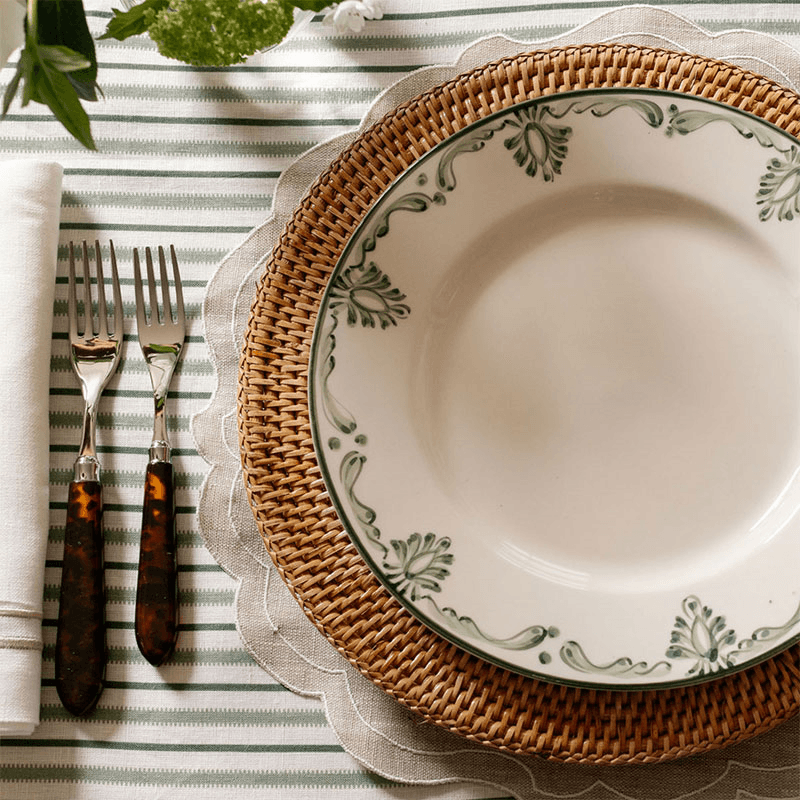 Eleanor Set of 6 Dinner Plates