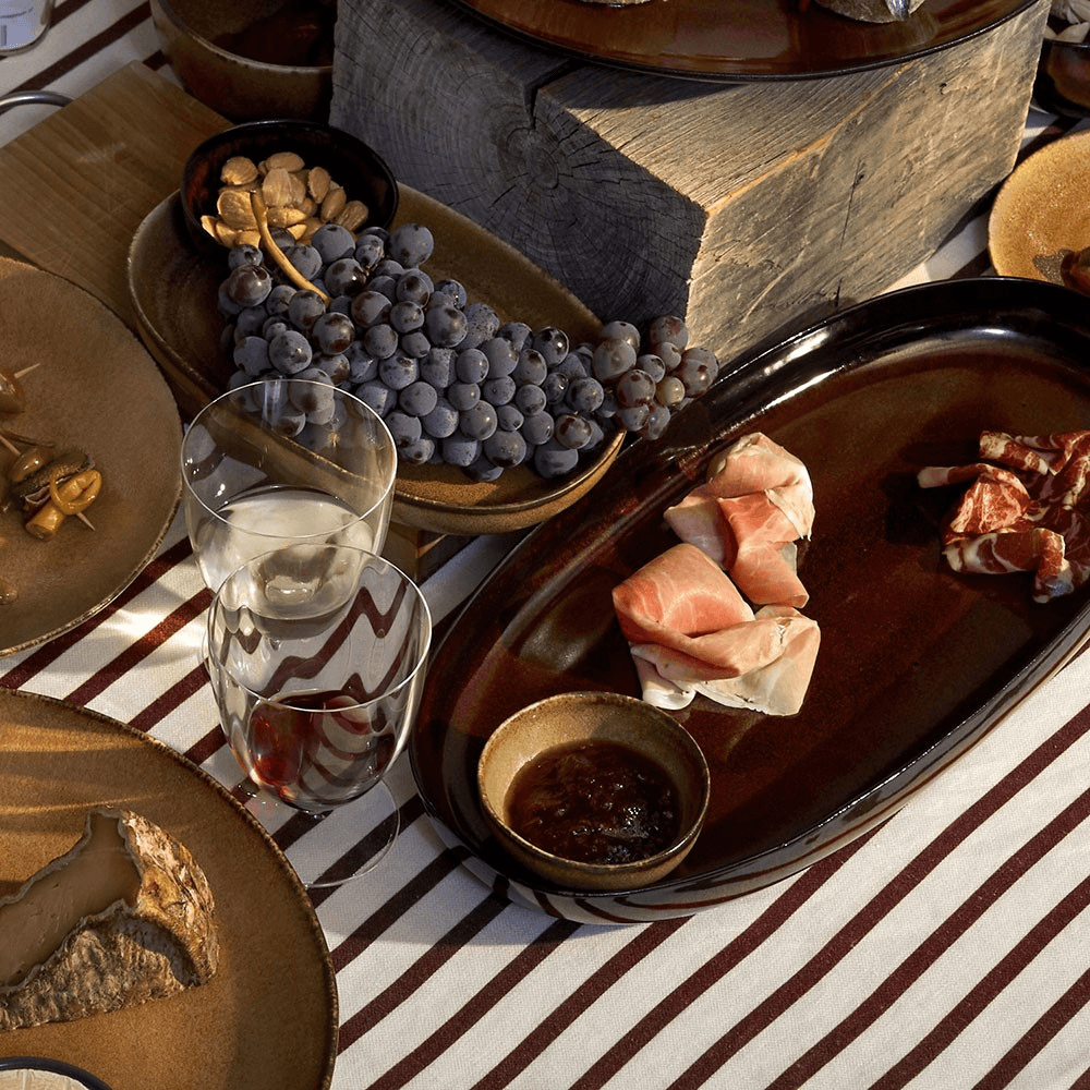 Terra Small oval platter, Brown
