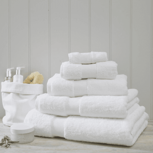 Image showing the Luxury Egyptian Cotton Hand Towel product.