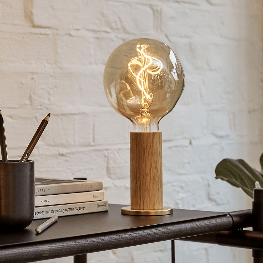 Knuckle Pendant Table Lamp with Voronoi Bulb