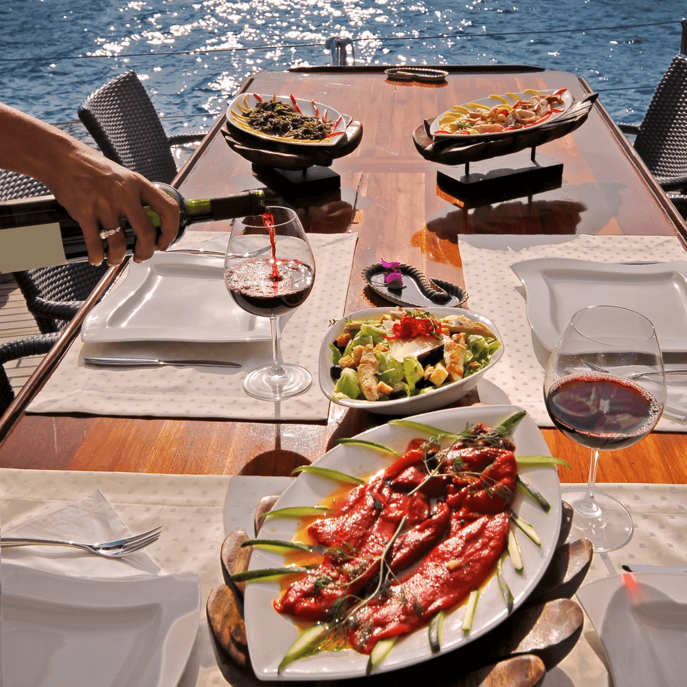 Sunset dinner cruise for two