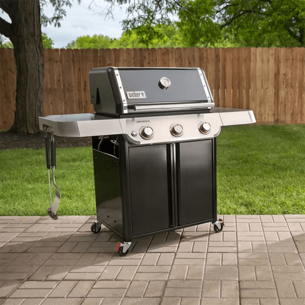 Genesis E-315 Gas Barbecue