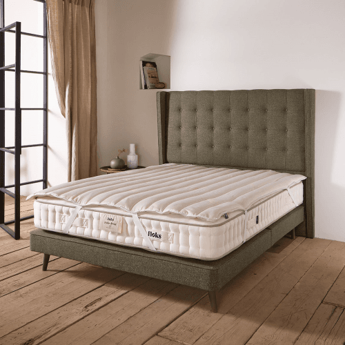 Image showing the Luxury Deep Fill Organic Wool Mattress Topper product.