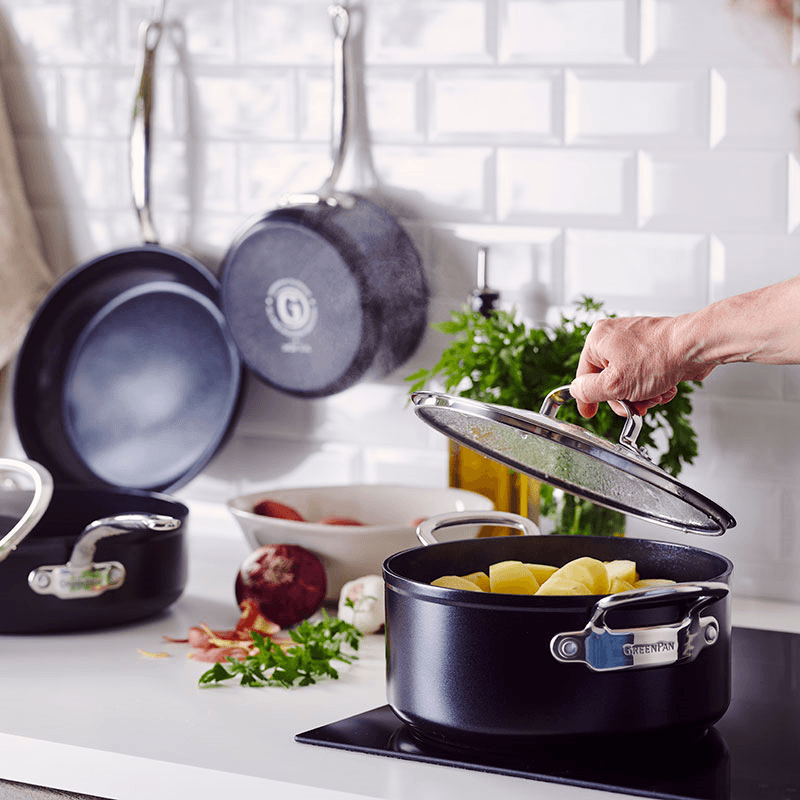 Barcelona Pro Non-Stick Casserole with Lid