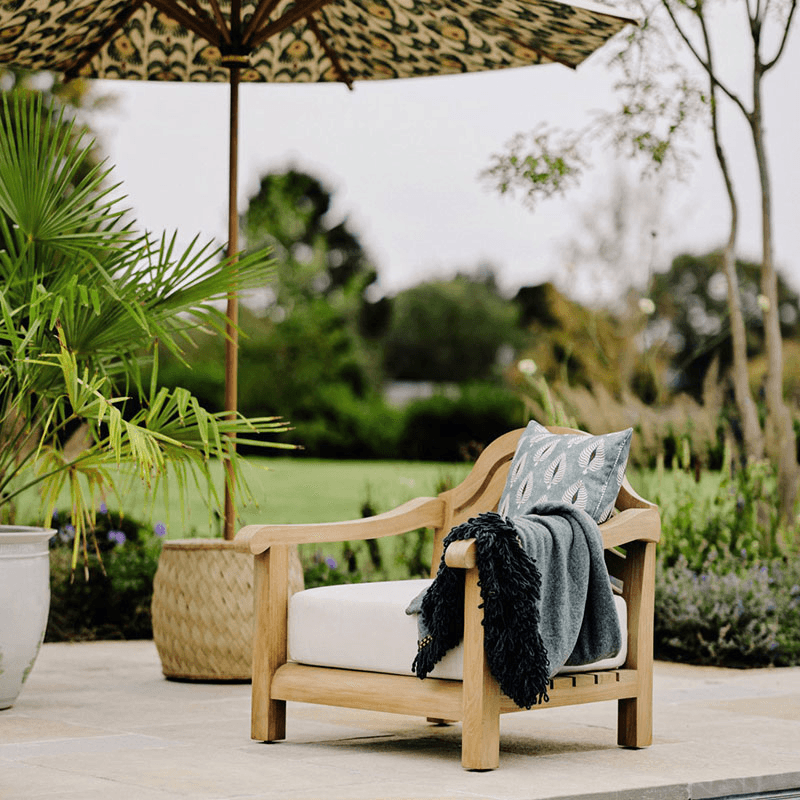 Cintra Lounge Chair, Natural Teak