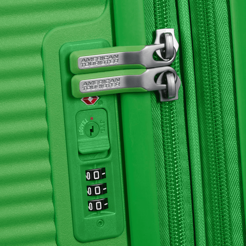 Soundbox Cabin Suitcase