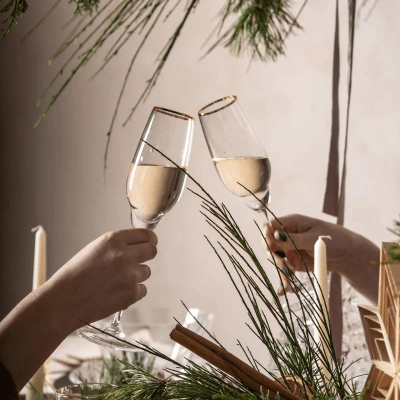 Shadows Set of 2 Champagne Glasses, Cloudless Clear