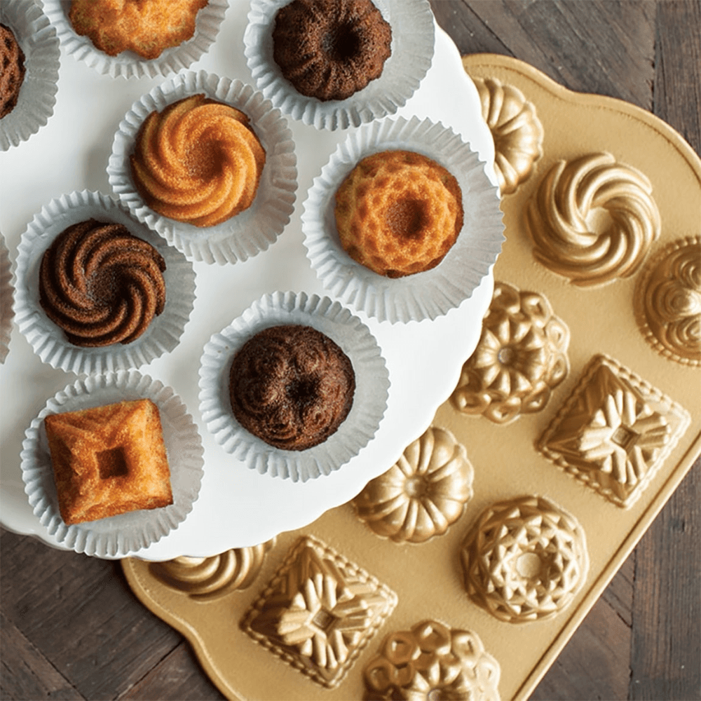 Premier Cast Bundt Charms Pan, Gold