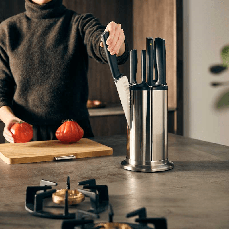 Elevate Knives Carousel