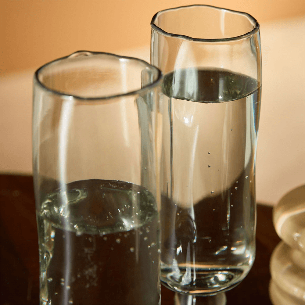 Travellers Rest Set of 4 Champagne Flutes, Green