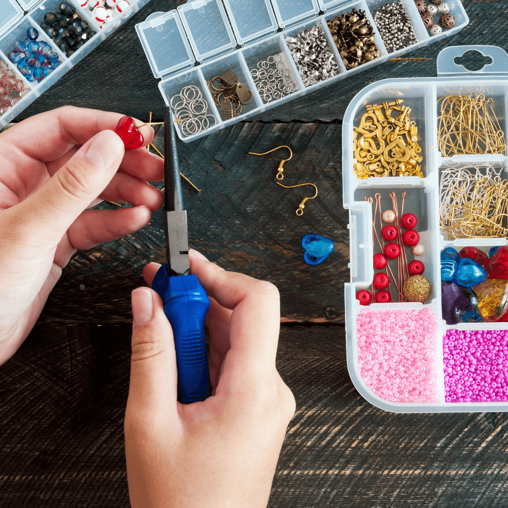 Jewellery making lessons fund