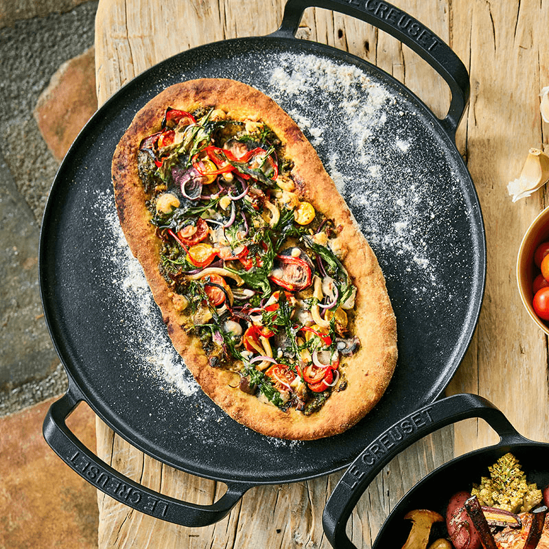 BBQ Round Pizza Pan, Satin Black