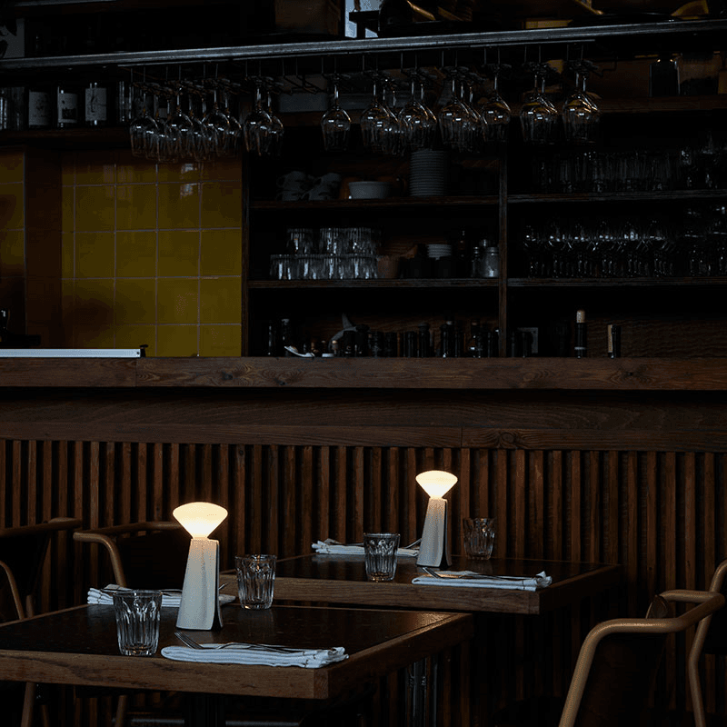 Mantle Portable Lamp with R80 Led Bulb
