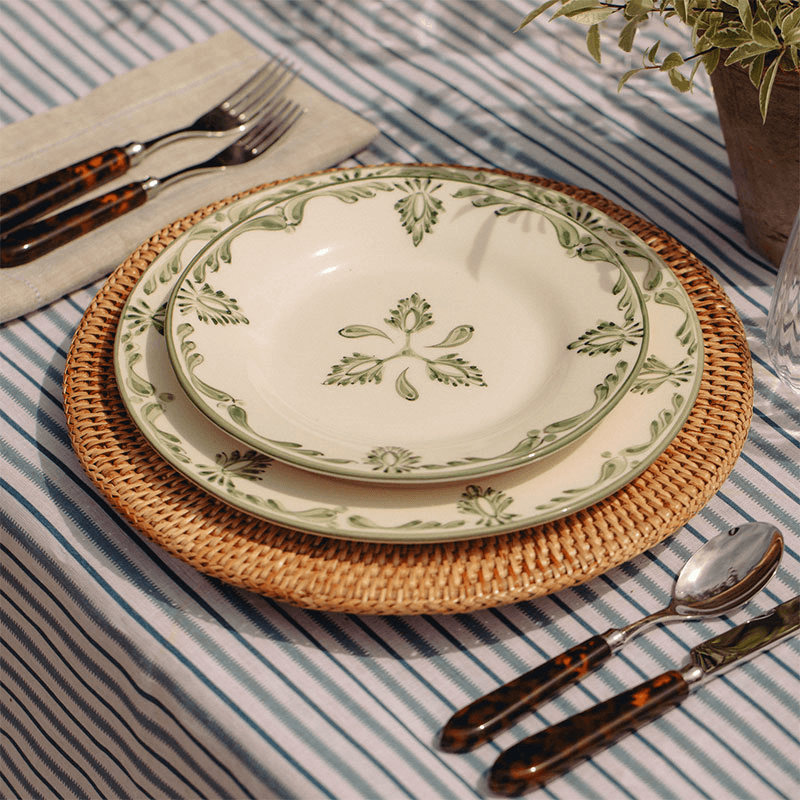 Eleanor Set of 6 Dinner Plates