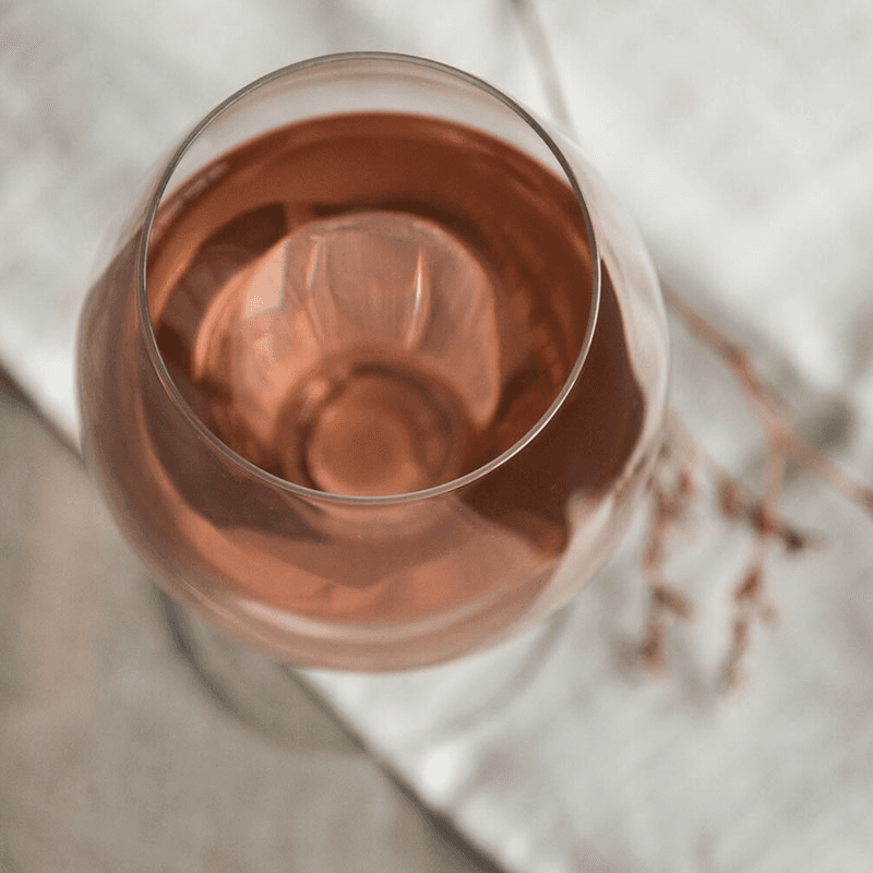 More Set of 2 Wine Glasses