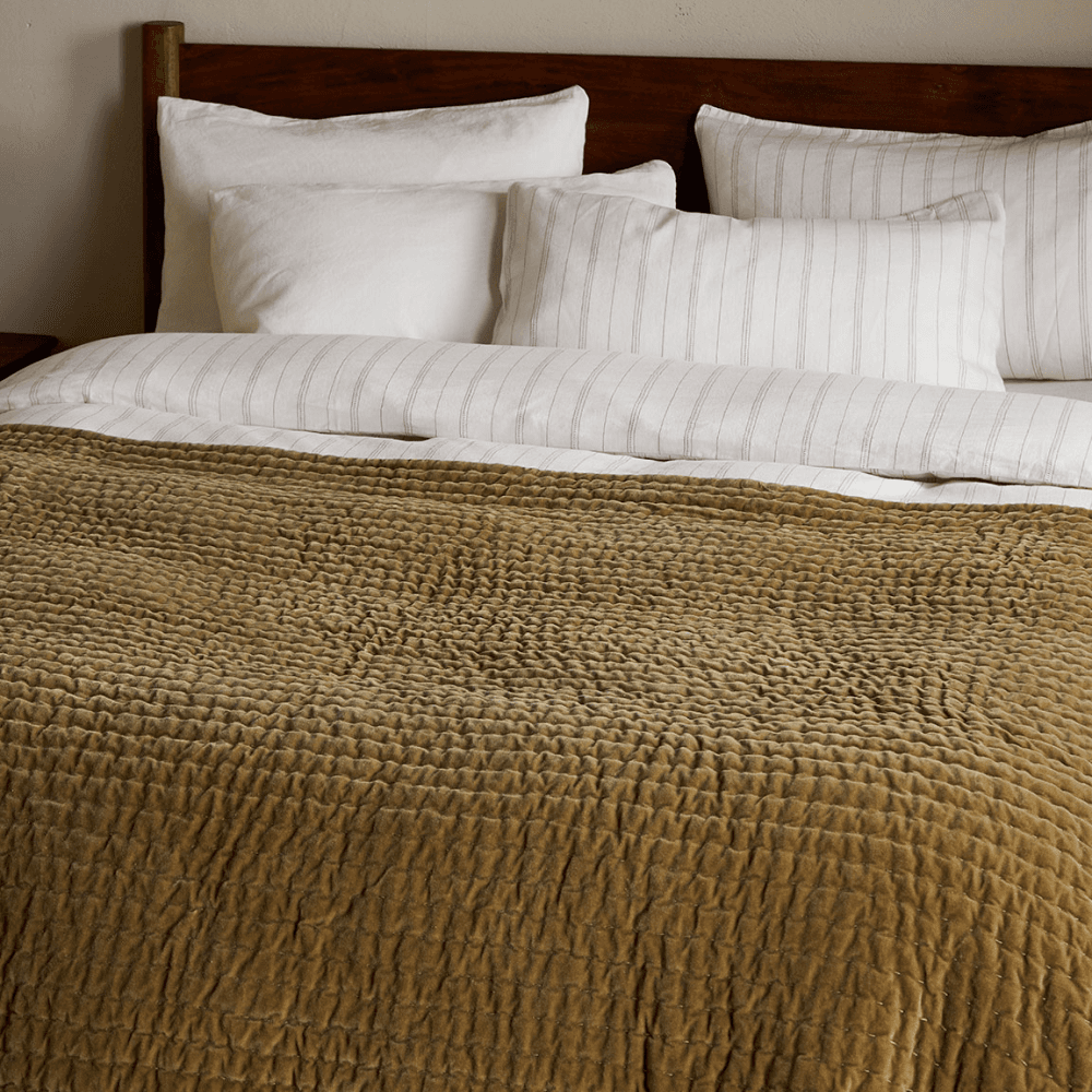 Nidra Velvet & Linen Bed Quilt