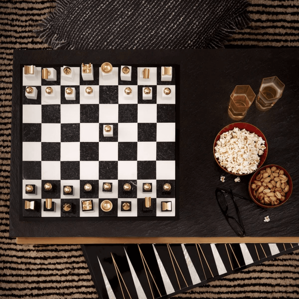 Games Chess set, Black & White