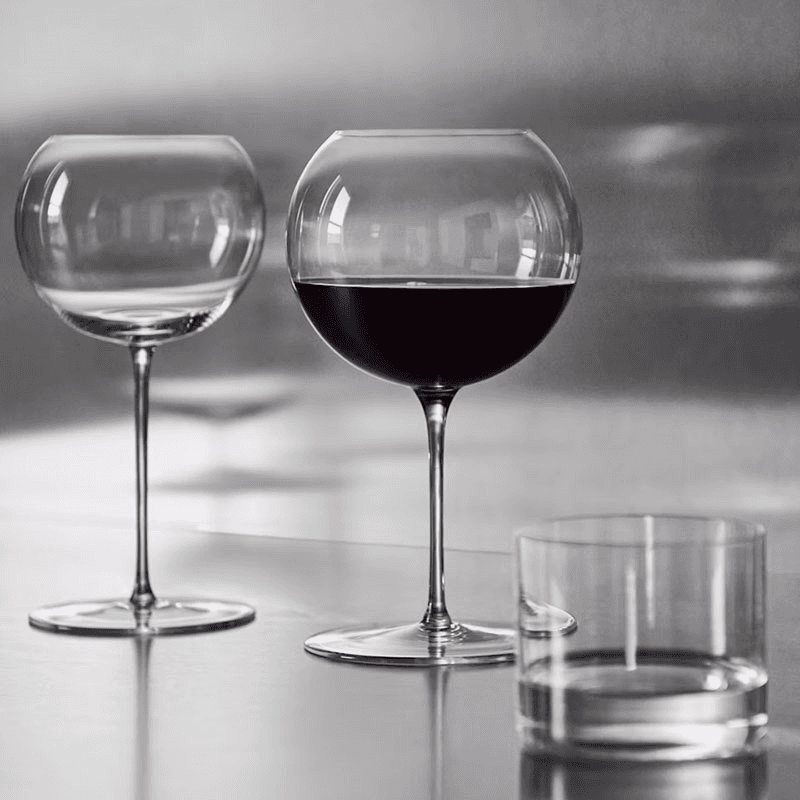 Geometry Set of 2 Red Wine Glasses
