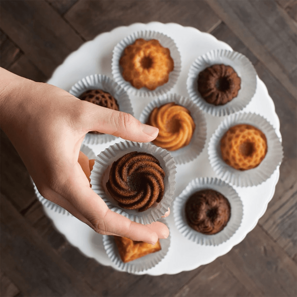 Premier Cast Bundt Charms Pan, Gold