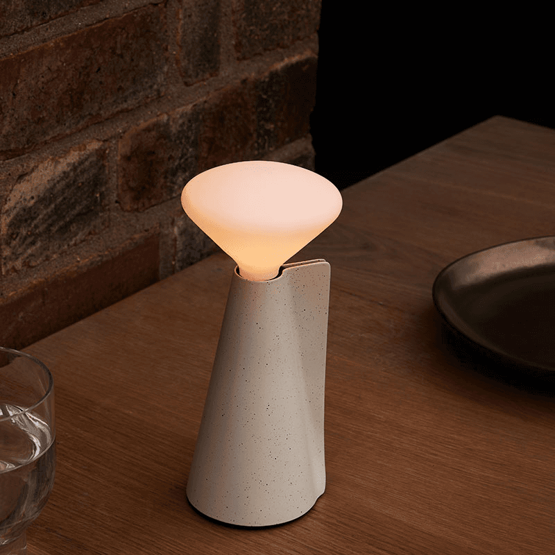 Mantle Portable Lamp with R80 Led Bulb