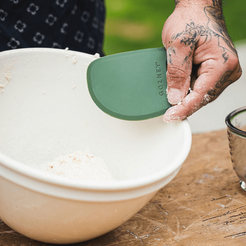 Dough scraper, Olive