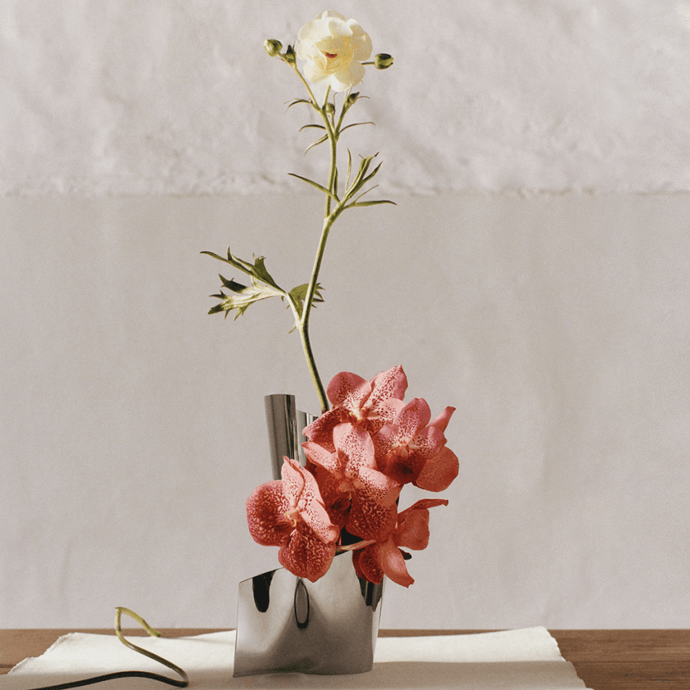 Fold Small Mirror Vase, Silver