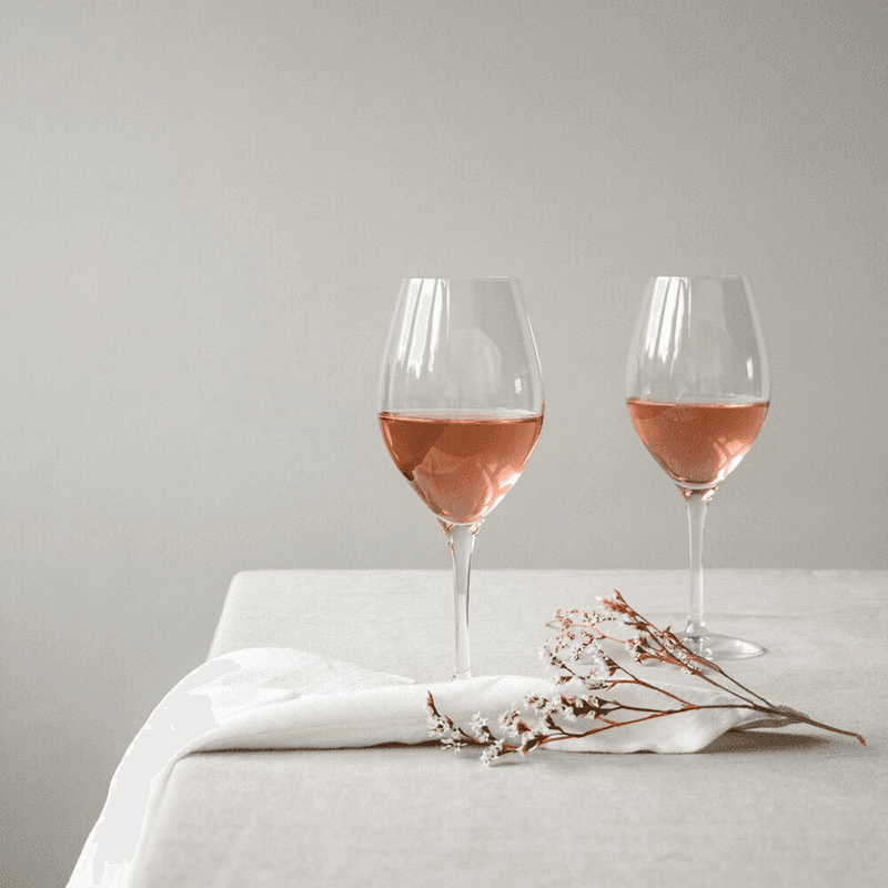 More Set of 2 Wine Glasses