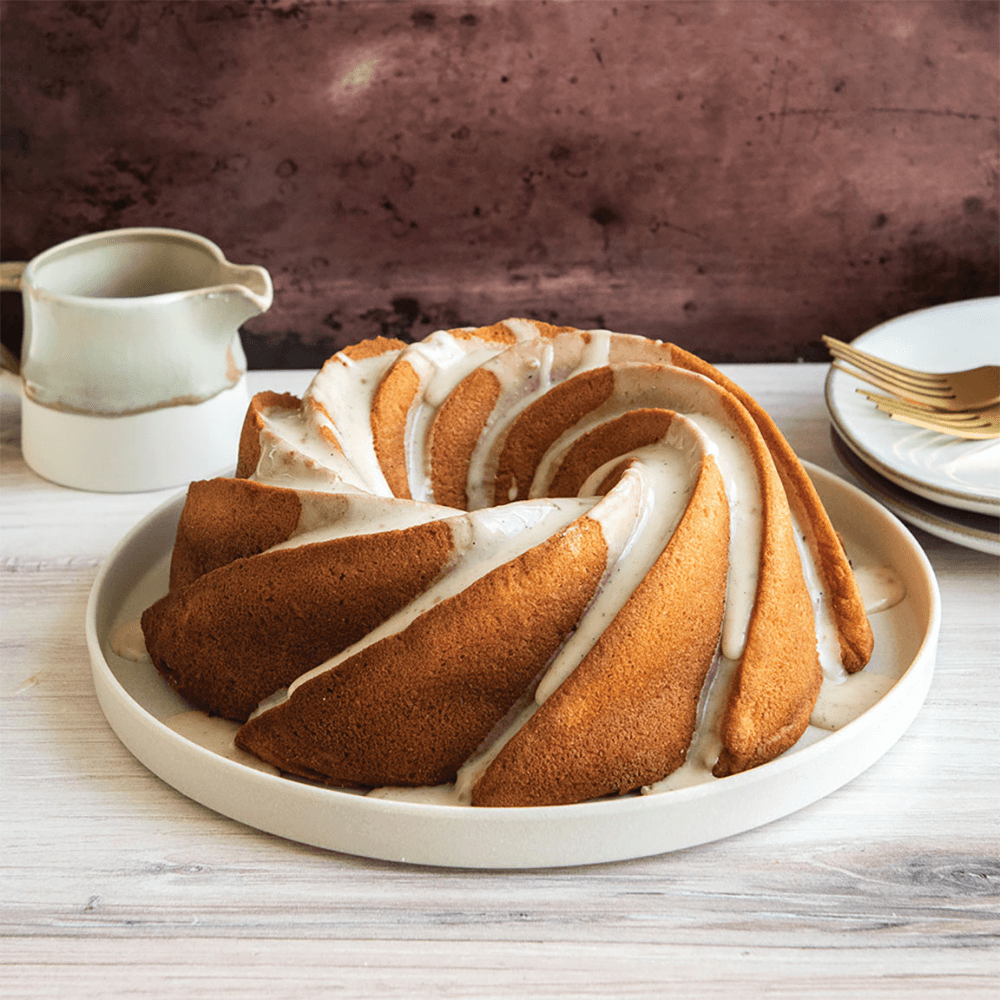 Premier Cast Heritage Bundt Pan, Gold