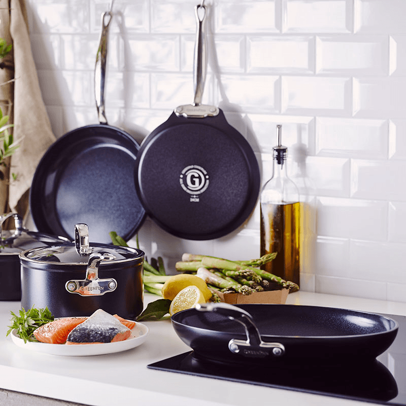 Barcelona Pro Non-Stick Oval Fishpan, Black