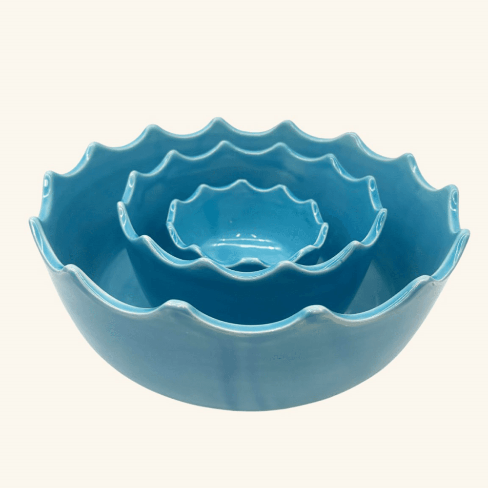 Scalloped Edged Set of 3 Bowls