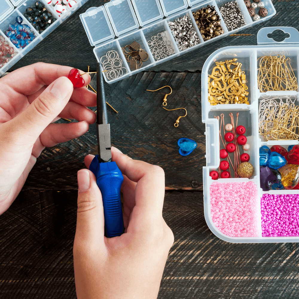 Jewellery making lessons fund