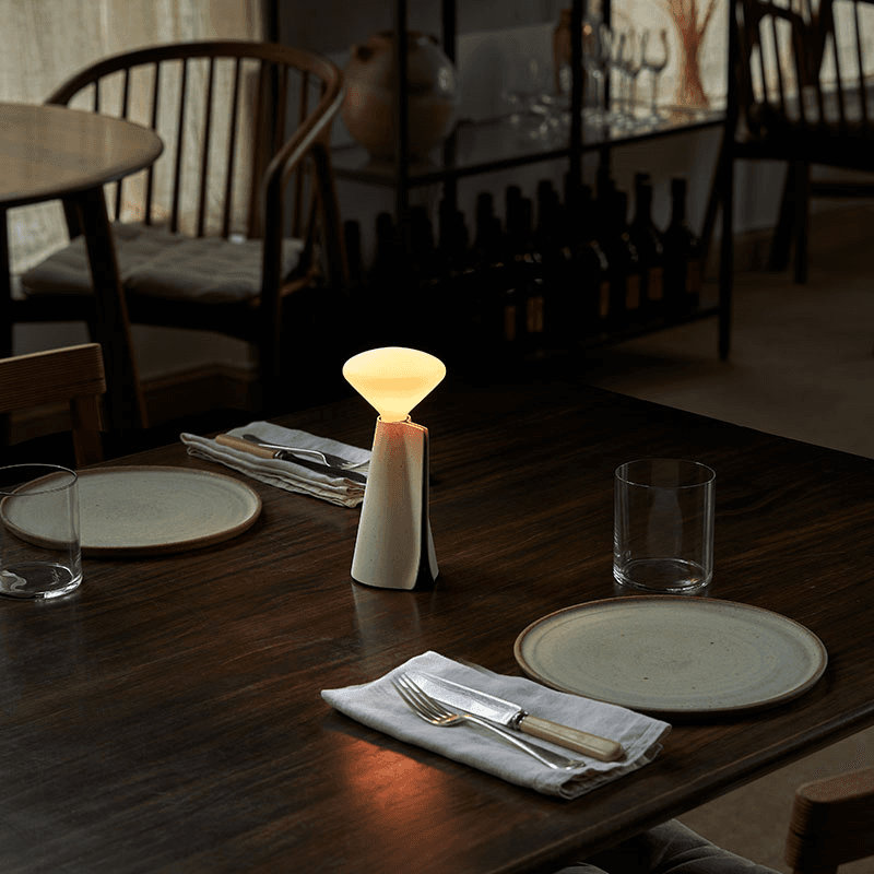 Mantle Portable Lamp with R80 Led Bulb
