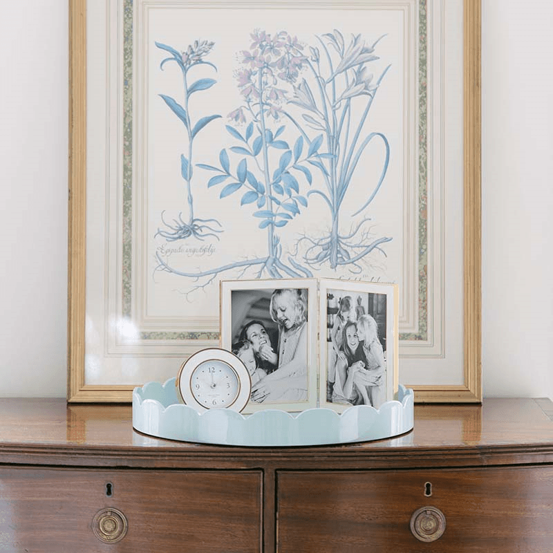 Lacquered Round Scallop Tray