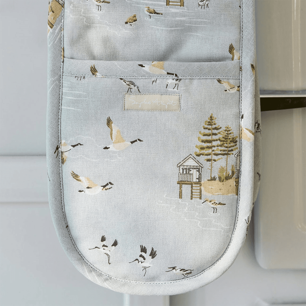 Sea Birds Double Oven Gloves, Pale Blue