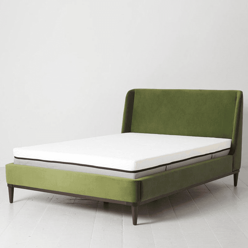Bed 02 Velvet Frame
