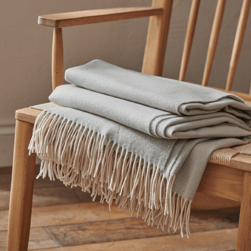 Cromer Throw, Alpine