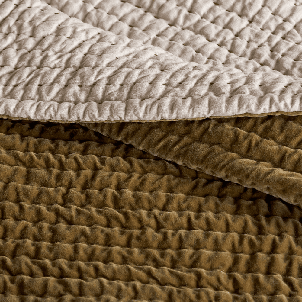 Nidra Velvet & Linen Bed Quilt