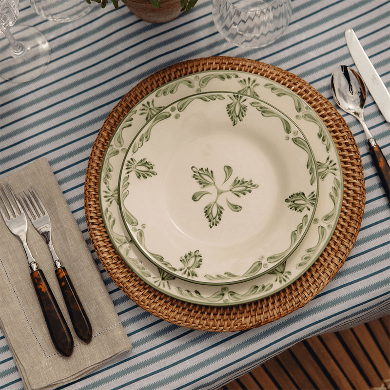 Eleanor Set of 6 Dessert Plates