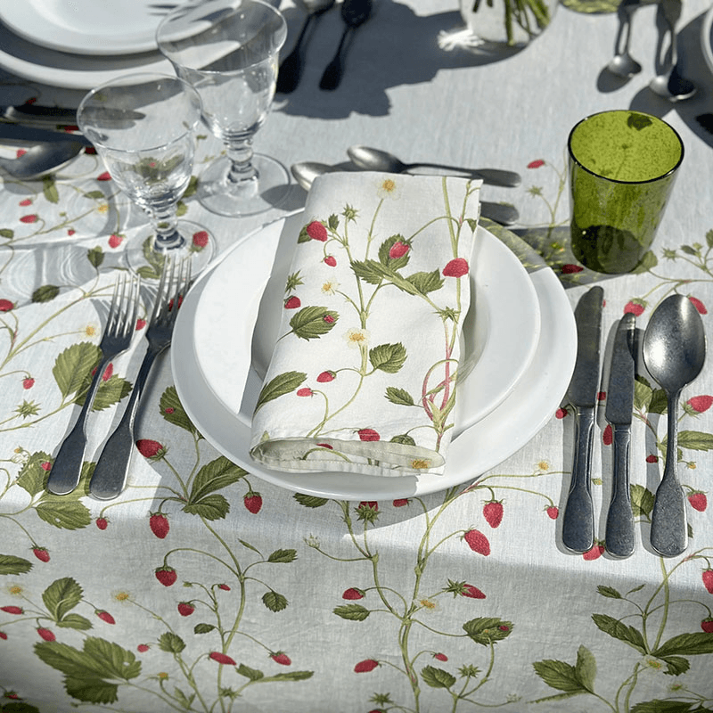 Fraise De Bois Linen Napkin, Red