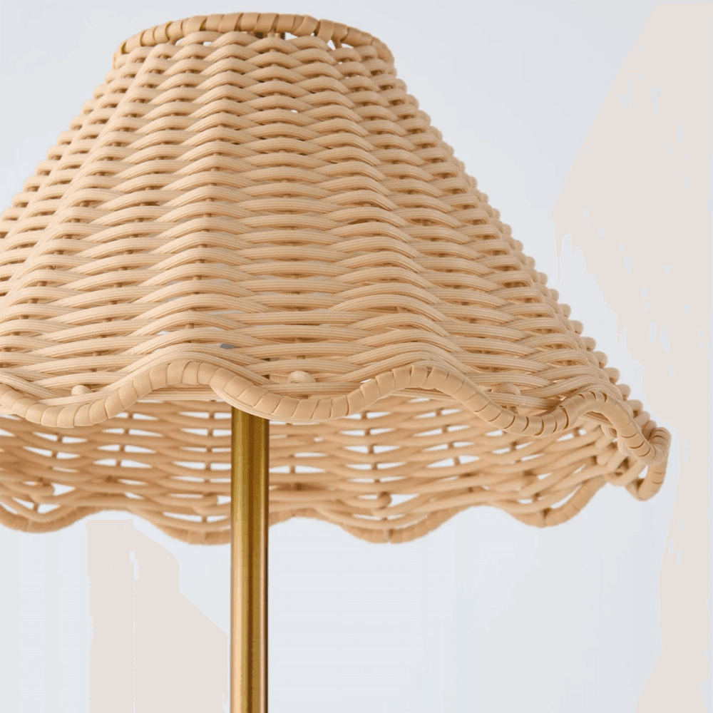 Nellie Portable Lamp