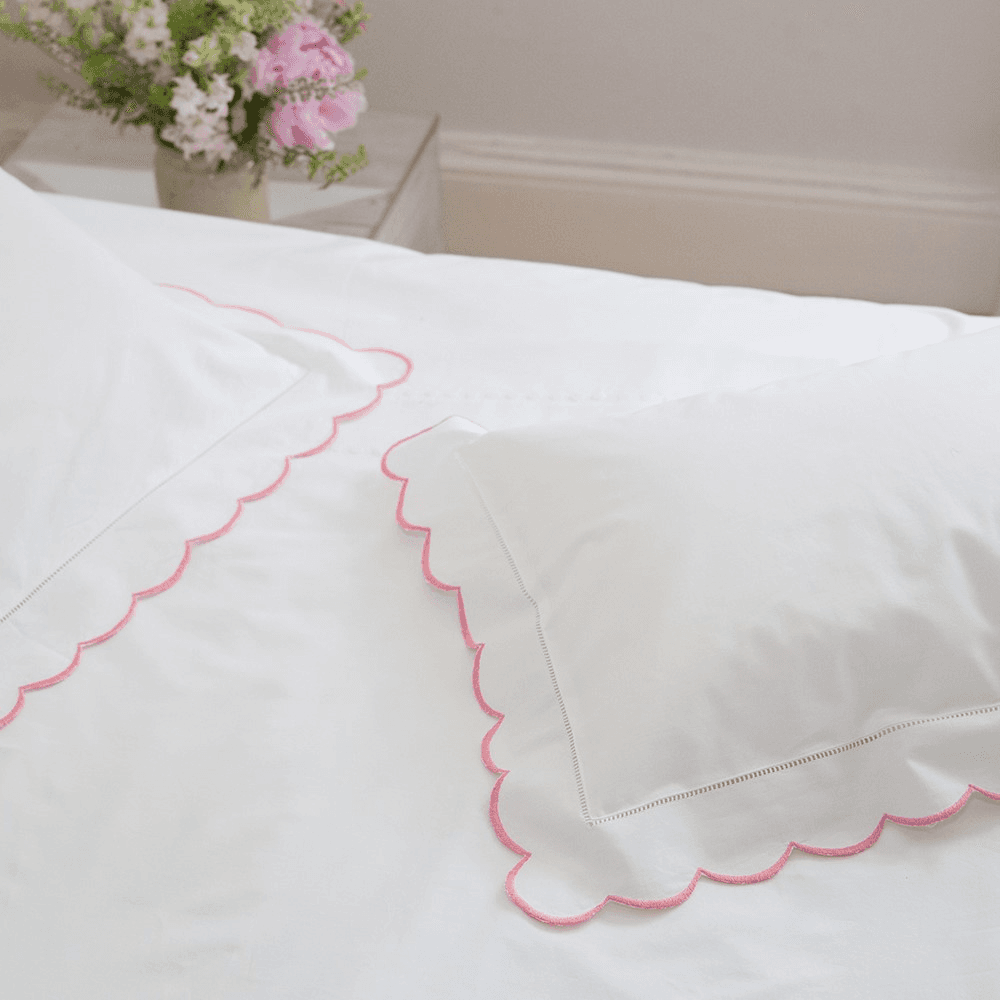 Scallop Pillowcase