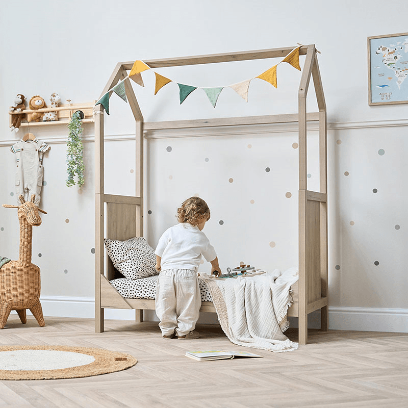 Casa 3 in 1 Cot Bed, Harvest Oak