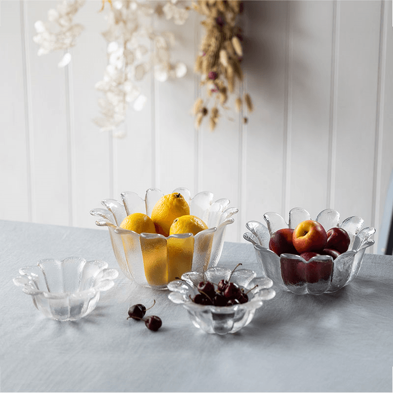 Daisy Set of 2 Dishes, Clear